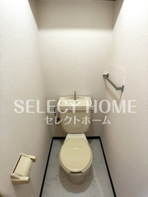 【トイレ】 | ウエスト長坂Ｃ | コンパクトで使いやすいトイレです