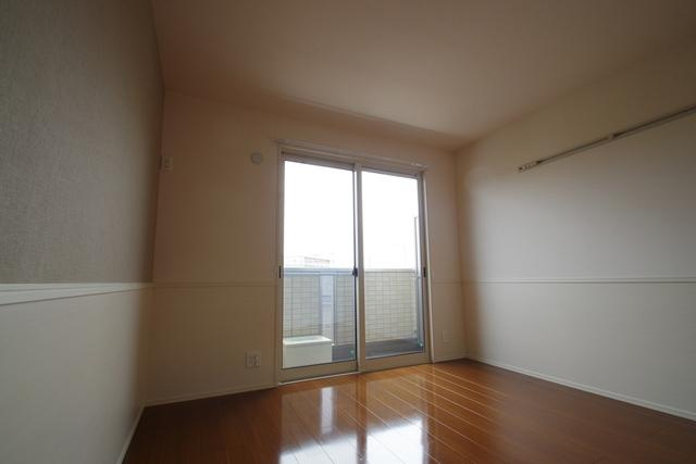 ジュヴァンセル　Ｂの寝室