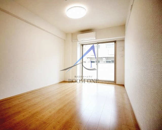 プレール・ドゥーク羽田WESTⅡの居間・リビング|洋室のお部屋です。