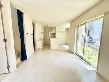 【居間・リビング】 | 小田原市久野　中古戸建　太陽光パネル搭載