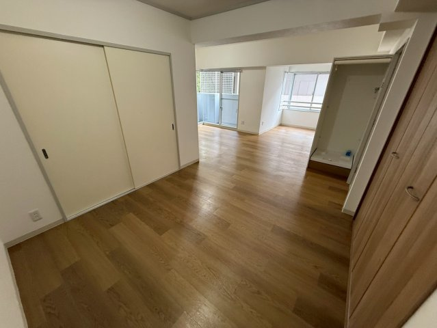 クレール千里中央の居間・リビング