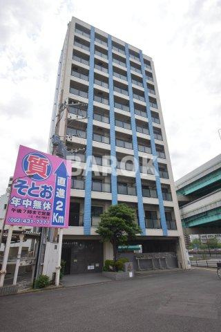 アバンダント21の外観