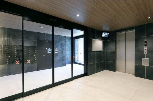 【ロビー】プレイズシード御器所イースト 