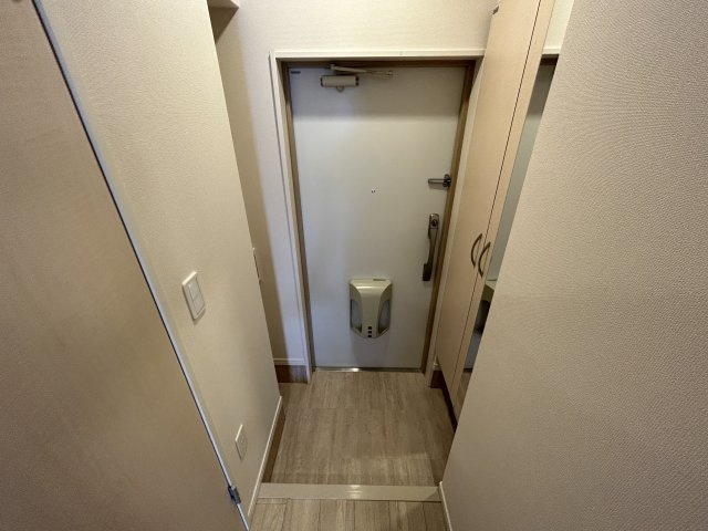 B・Cマンションの玄関