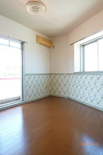 プレーンビル【10,000円キャッシュバック対象物件】の居間・リビング|居間です