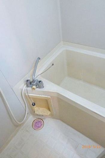 プレーンビル【10,000円キャッシュバック対象物件】の浴室|日々の暮らしに欠かせないお風呂です