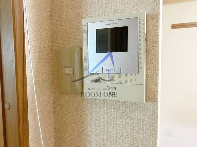 JLBグランエクリュ調布のセキュリティ|モニター付きインターホンです。