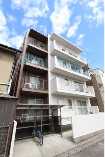 新潟市中央区笹口の賃貸マンションの外観