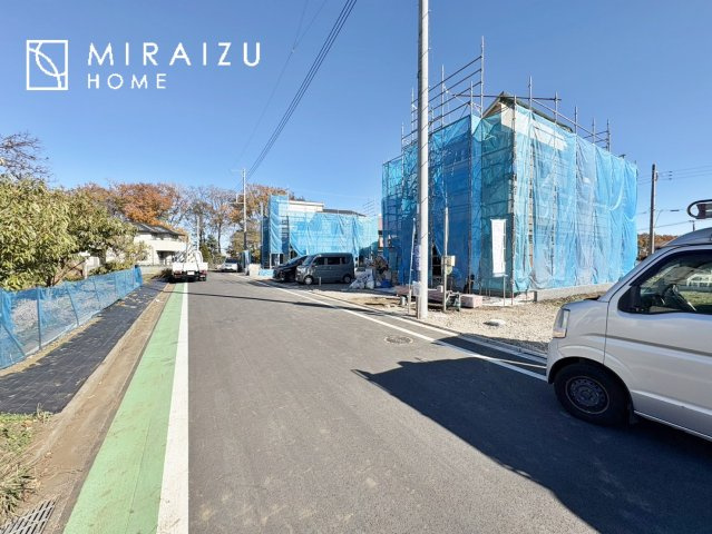 【周辺】 | 日当たりの良いお家は嬉しいですよね。それぞれ価値観が分かれる箇所です、実際に内覧して日当たりの心地よさをご体感下さいね♪
