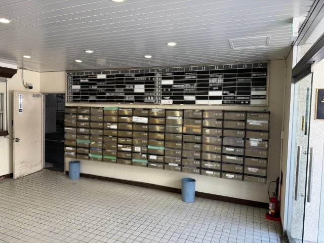 フルーレ新大阪のエントランス|エントランスです