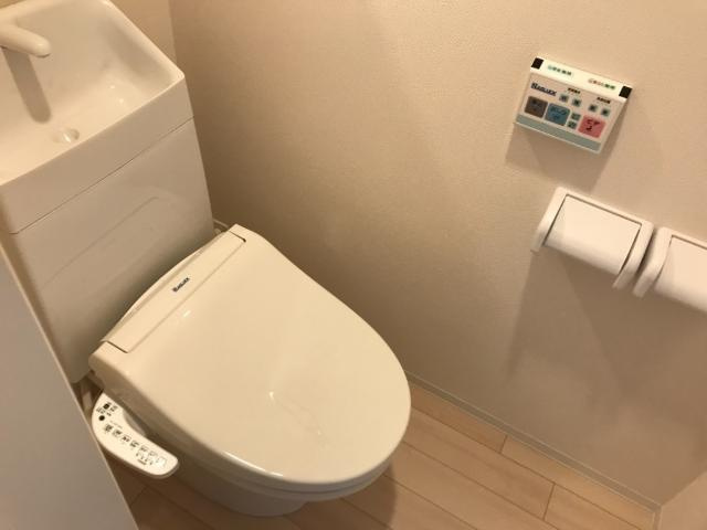 【トイレ】 | ブルースター | シャワー付トイレ（イメージ）