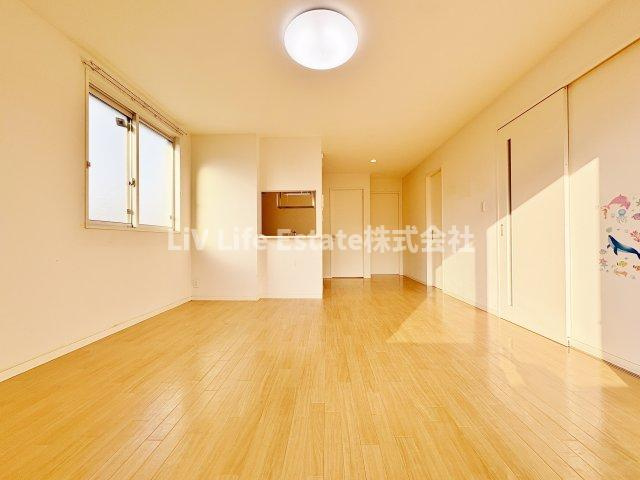 ヴァンベールⅡ(ヴアンベールツー)の居間・リビング|※同仕様写真