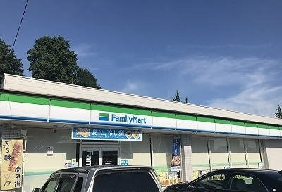 【周辺】 | カーサソレイユ | ファミリーマート裾野御宿店まで1600m