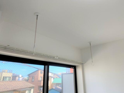 【展望】 | ＦＡＩＲ町屋レジデンス | 室内物干し竿掛け　※参考写真… 