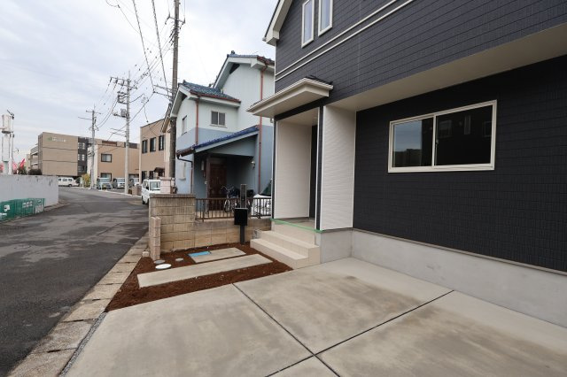 《仲介手数料無料》岩槻区加倉５丁目8-82(全1戸)新築一戸建てハートフルタウン