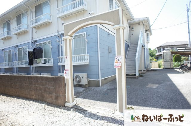 エステートピアKEIのエントランス