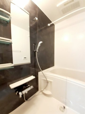 【浴室】 | メゾン・ド・クレストⅡ