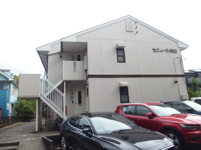 セジュール向山の外観