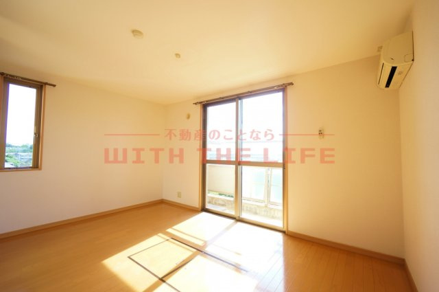 グランデシェチオ千本杉【キャッシュバック対象物件】の洋室|スタンダードな洋室です