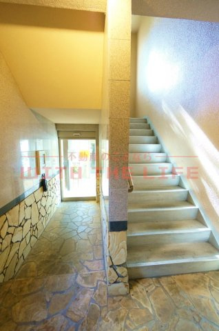 グランデシェチオ千本杉【キャッシュバック対象物件】のロビー|清潔なロビーです