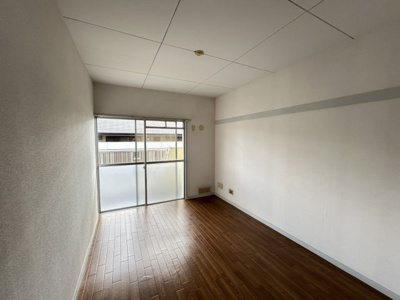 【居間・リビング】 | 春日グリーンハイツ