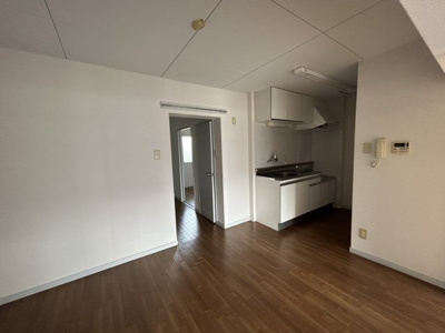 【居間・リビング】 | 春日グリーンハイツ