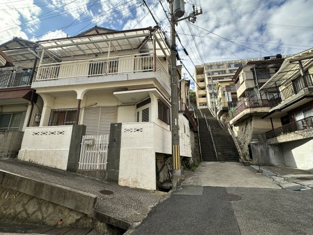 神戸市垂水区千代が丘2丁目　中古戸建の外観