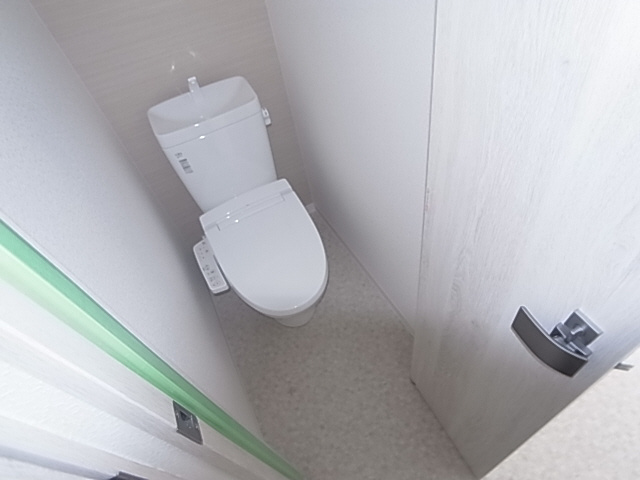 神戸市須磨区妙法寺字大津江の賃貸マンションのトイレ|ウォシュレット