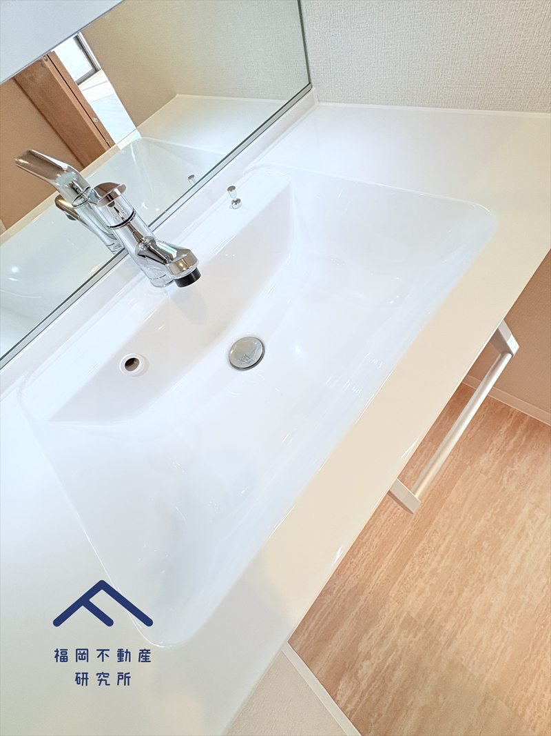 アンピール海の中道IIの独立洗面台