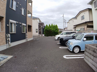 【駐車場】 | ミドルコート
