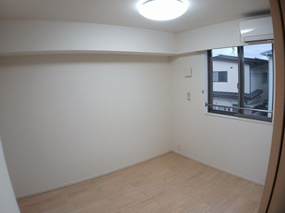 【内装】 | ミドルコート