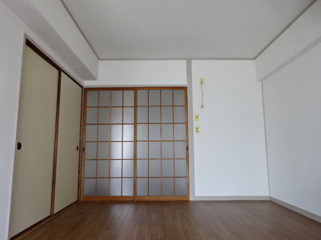 コーポさとりの子供部屋