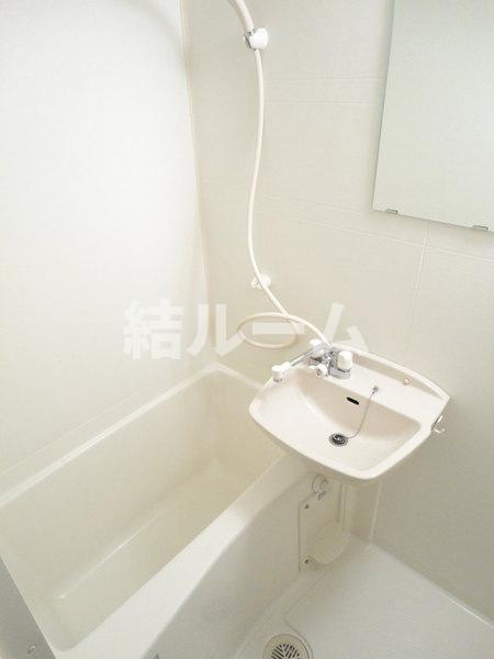 新宿区下落合４丁目の賃貸マンションの浴室