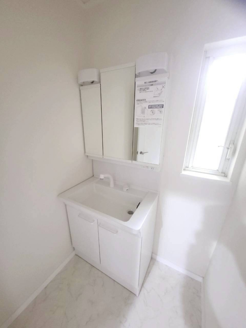 【独立洗面台】