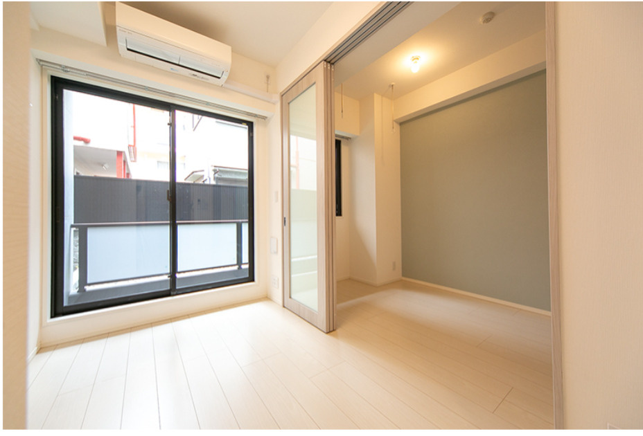 アヴニール三軒茶屋　ペット相談　スマートホーム　宅配BOXの居間・リビング