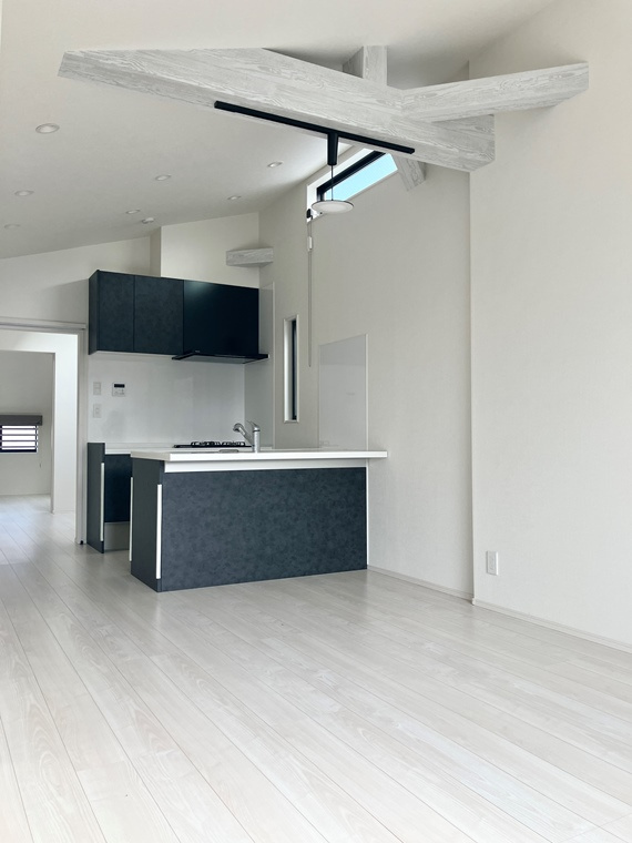 高田東戸建の居間・リビング