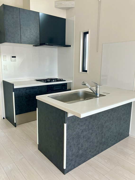 高田東戸建のキッチン