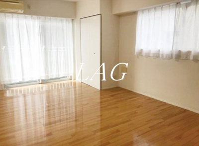 【居間・リビング】 | ヴァリエ原町田 | 洋室のお部屋です。