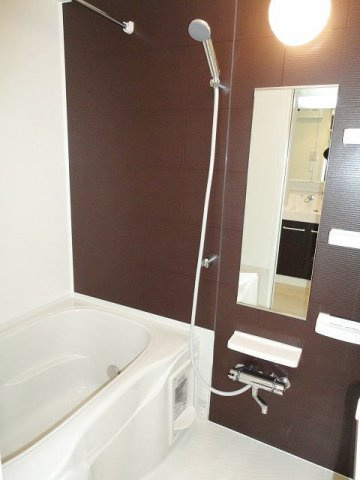 アメニティ万代の浴室