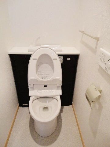 アメニティ万代のトイレ