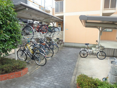 【その他共用部分】 | カームカーサ | 自転車置場