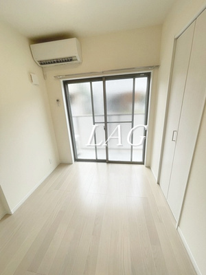 【居間・リビング】 | もえんどん | 洋室のお部屋です。