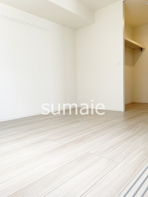 メゾン・ド・アヴニールの洋室|落ち着いた色調の洋室です