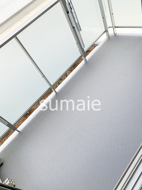 メゾン・ド・アヴニールのバルコニー|開放的で明るい空間を演出してくれるバルコニーです