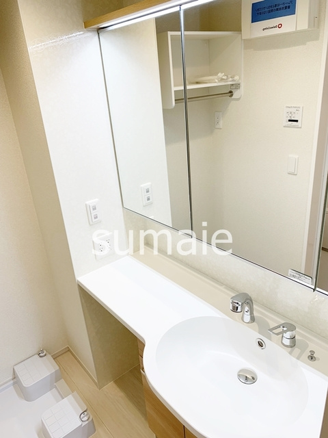 メゾン・ド・アヴニールの洗面所|ゆったりとスペースのある洗面所