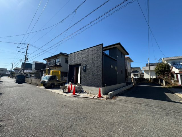 SUN COURTーサンコート－小倉南区横代北町2丁目【小倉南区　新築戸建て】の前面道路含む現地写真|現地撮影　2026,2,9　SUN COURTーサンコート－小倉南区横代北町2丁目【小倉南区　新築戸建て】