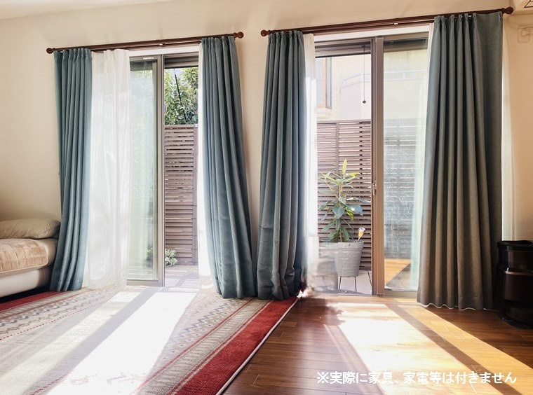 堀の内町戸建の居間・リビング