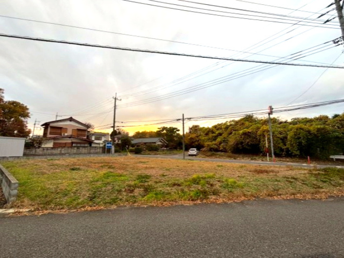 土地　狭山市笹井の外観|角地で日当たり良好です！