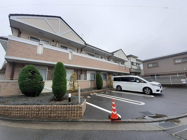 ハウスエルロンドの駐車場