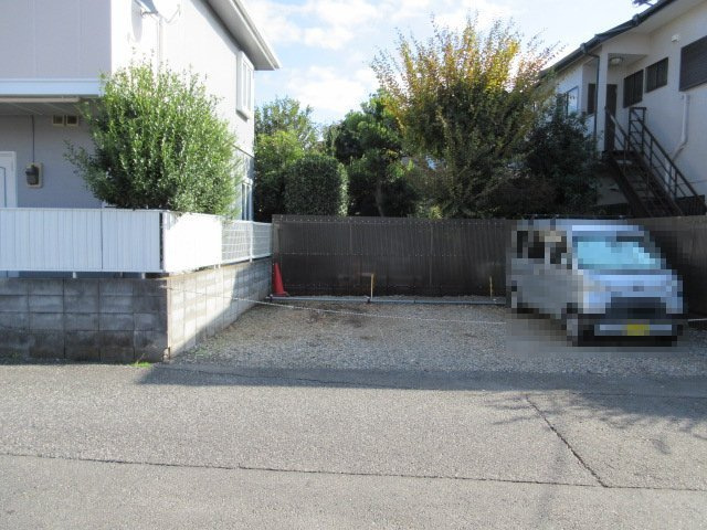 ファミール田無の駐車場